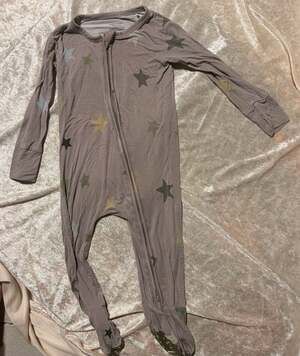 Posh Peanut Bamboo Footie Sleeper 18–24M Gray Star Print Zip Pajamas